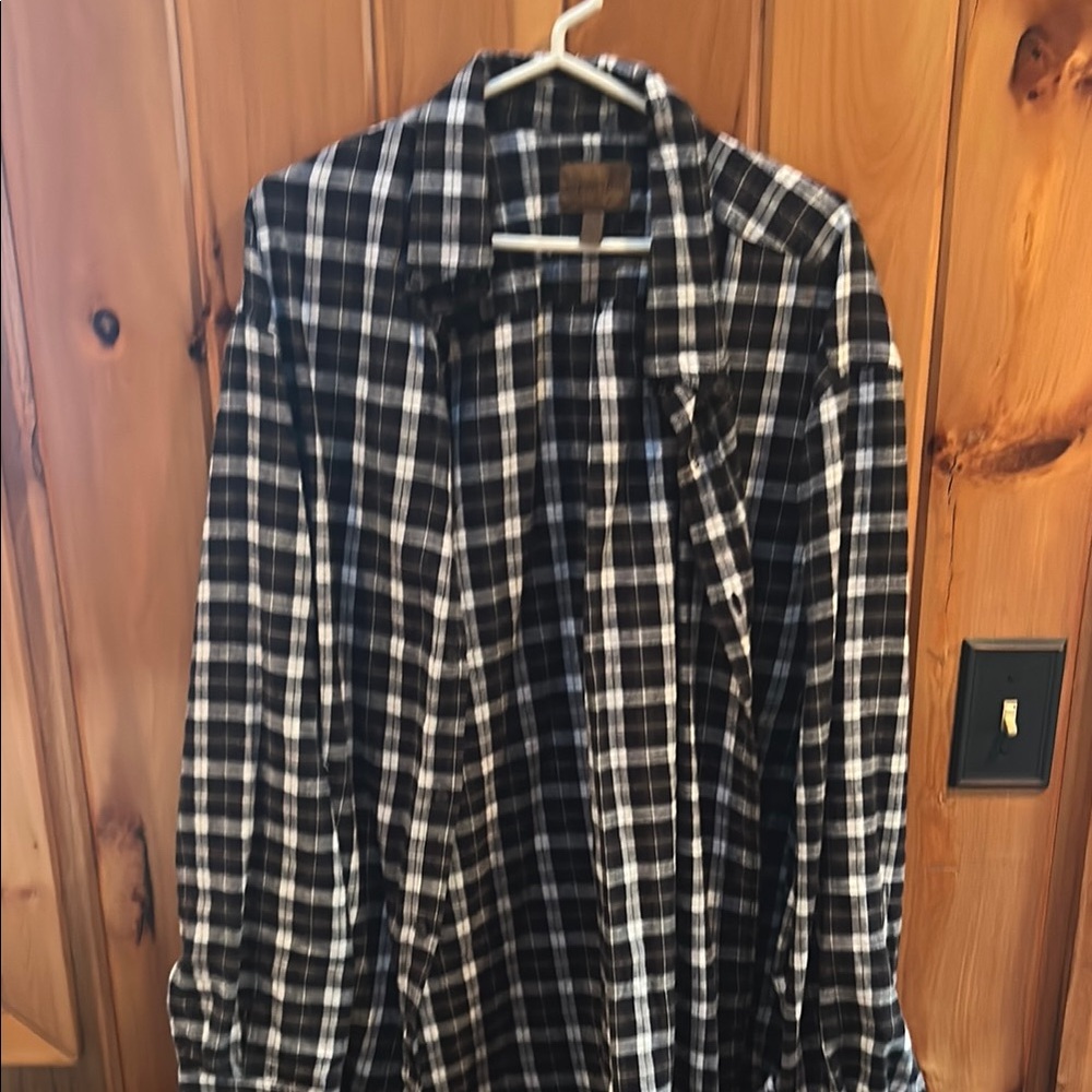 Black and White Casual Button Down Shirt with Plaid Design